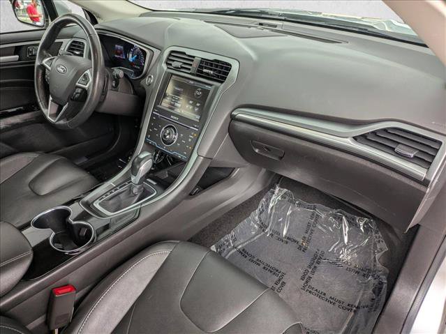 Used 2014 Ford Fusion Titanium FWD image 21