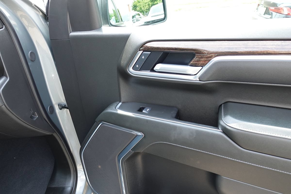 Used 2025 GMC Sierra 1500 Elevation AWD/4WD image 35