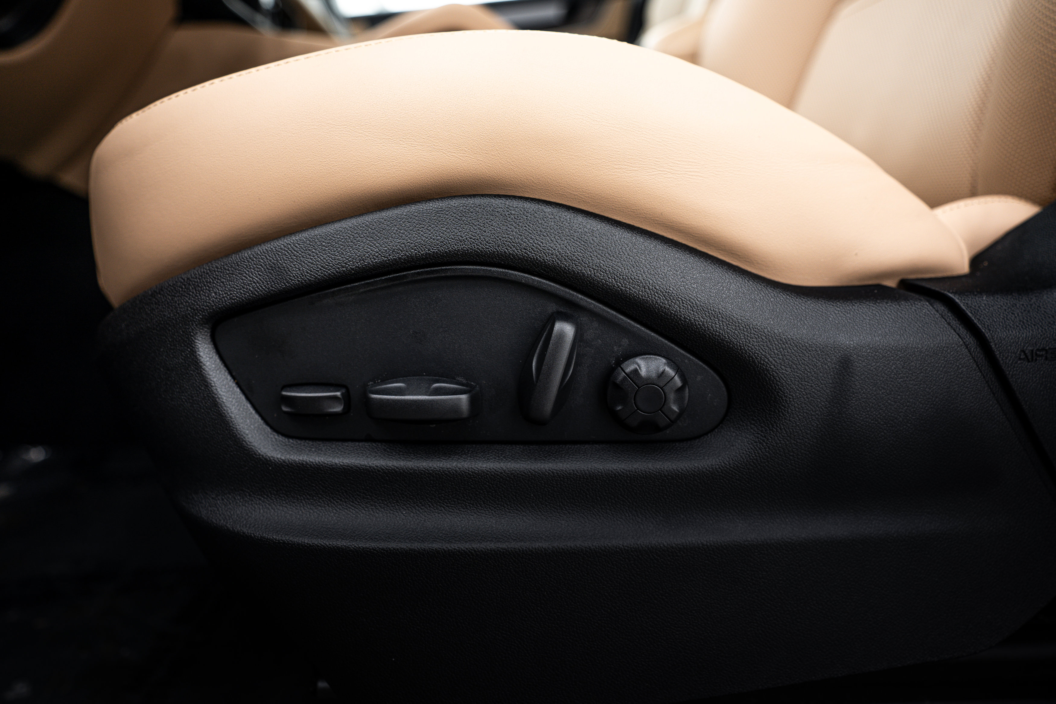 New 2026 Porsche Cayenne S image 20