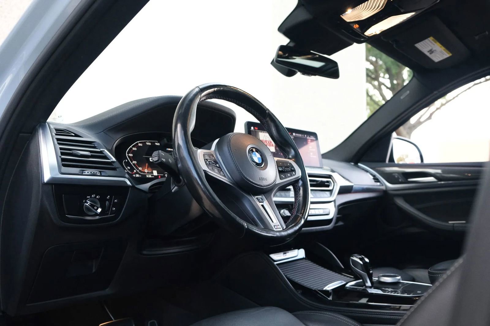 Used 2022 BMW X4 M40i image 22