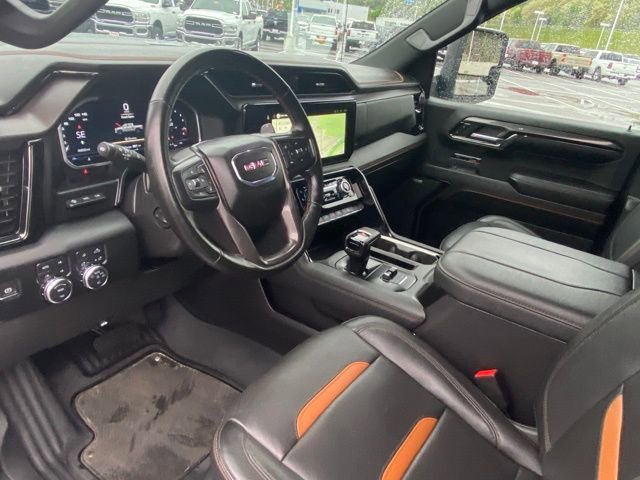Used 2023 GMC Sierra 1500 AT4 w/ Technology Package AWD/4WD image 13