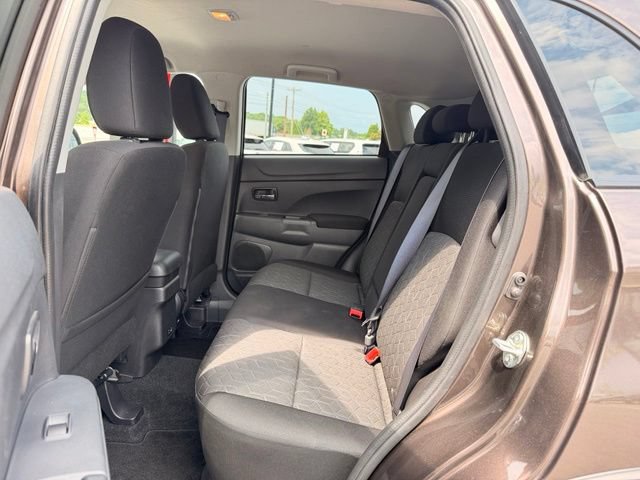 Used 2025 Mitsubishi Outlander Sport AWD image 13