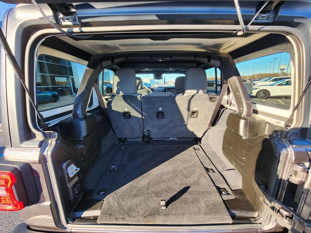 Used 2024 Jeep Wrangler Unlimited Rubicon w/ XTREMEE 35" Tire Package image 24