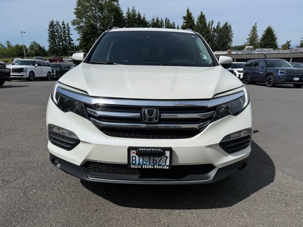 Used 2017 Honda Pilot Elite image 2