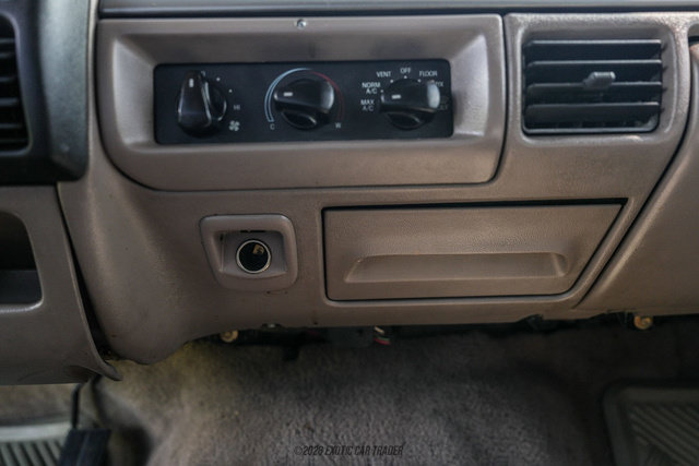 Used 1994 Ford Bronco Eddie Bauer AWD/4WD image 32