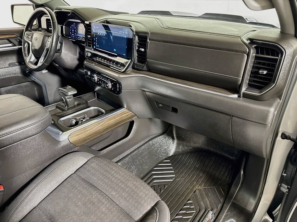 Certified 2024 Chevrolet Silverado 1500 LT Trail Boss w/ Convenience Package II AWD/4WD image 29