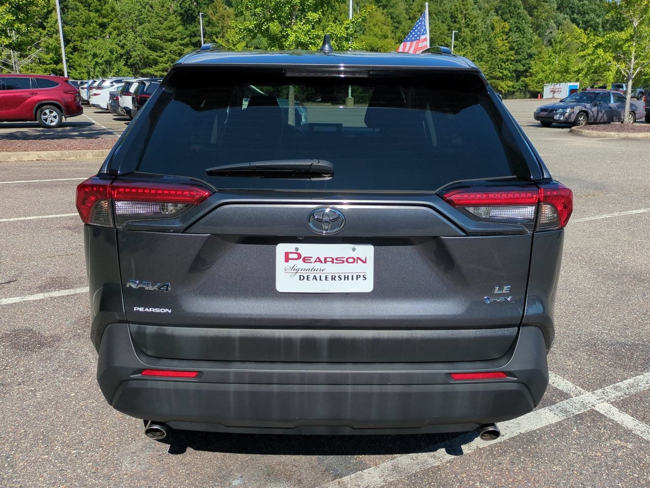 Used 2025 Toyota RAV4 LE AWD/4WD image 5