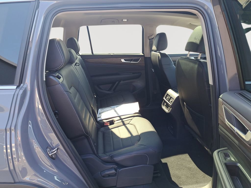 New 2025 Volkswagen Atlas SEL AWD/4WD image 16