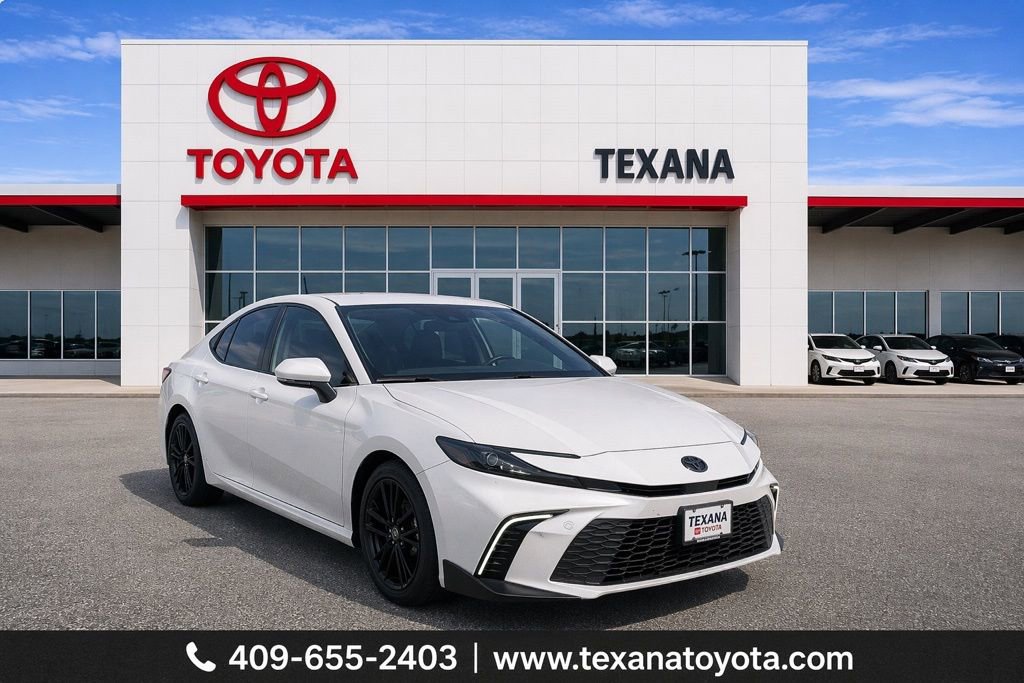 Used 2025 Toyota Camry SE w/ Convenience Package