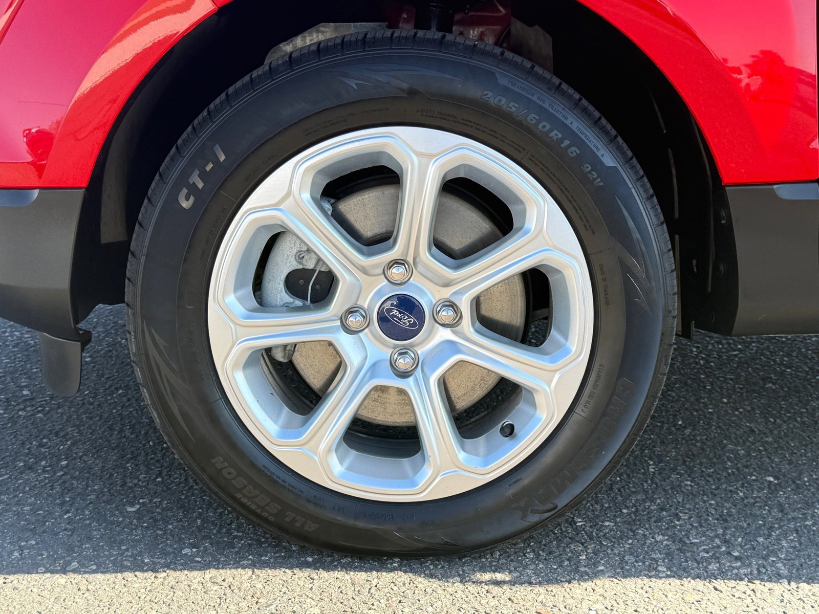 Used 2019 Ford EcoSport SE image 9