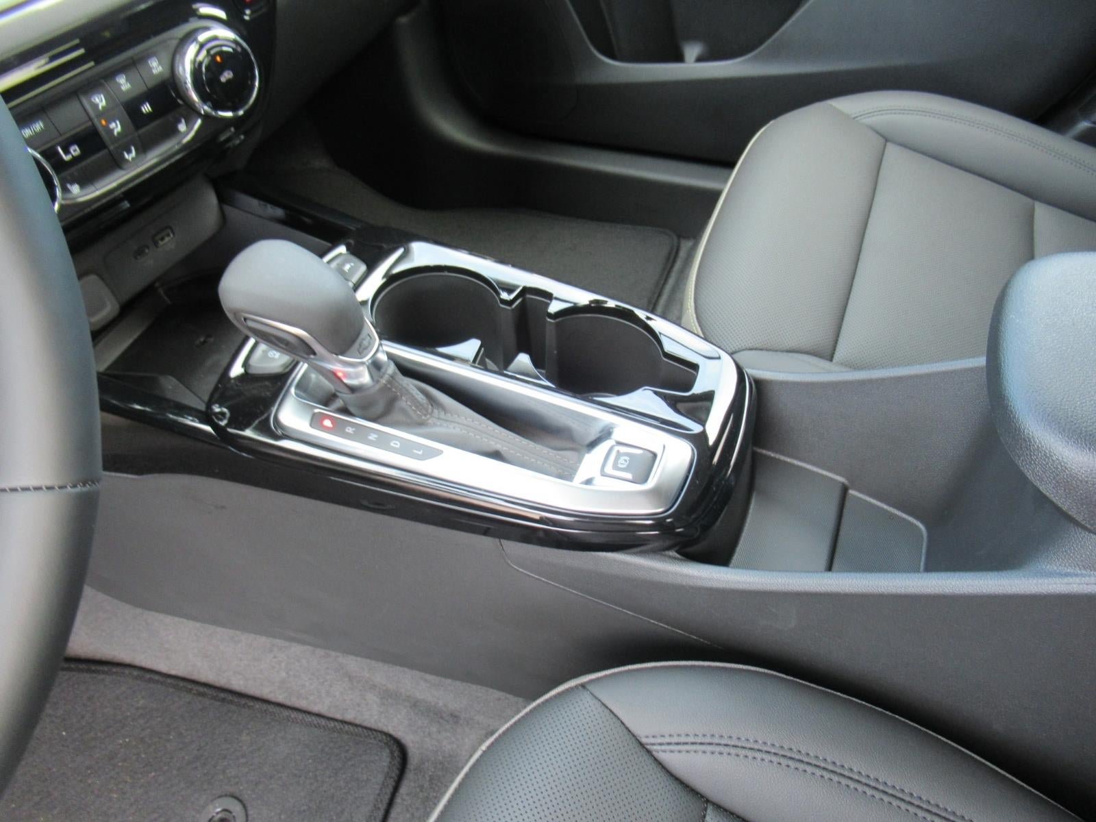 New 2026 Chevrolet Trax ACTIV w/ Sunroof Package FWD image 18