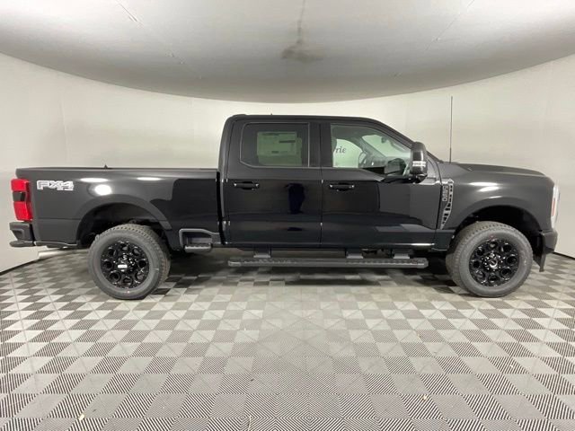 New 2026 Ford F250 XLT w/ XLT Premium Package AWD/4WD image 2