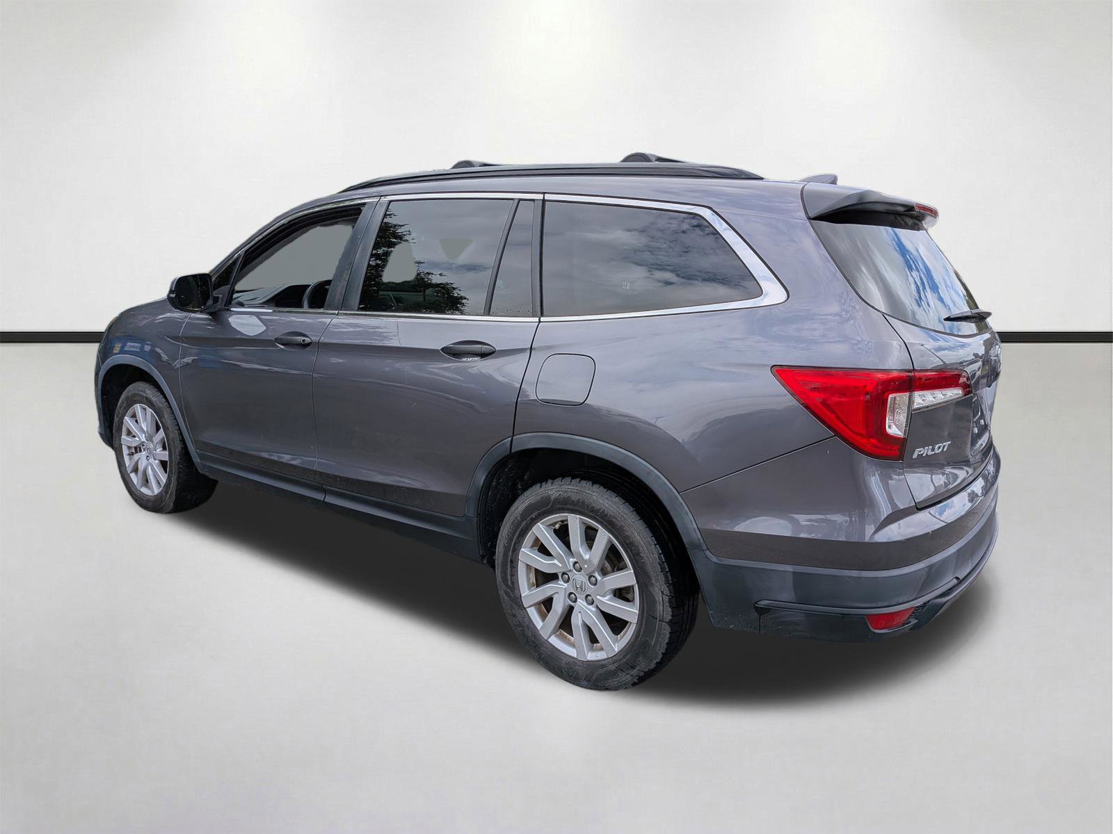 Used 2021 Honda Pilot LX image 6