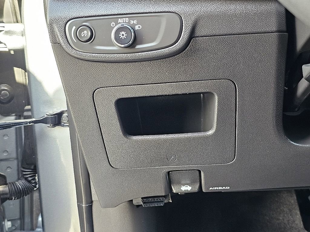 Used 2024 Chevrolet TrailBlazer LS image 25