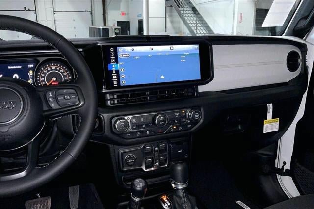 New 2026 Jeep Gladiator Sport AWD/4WD image 33