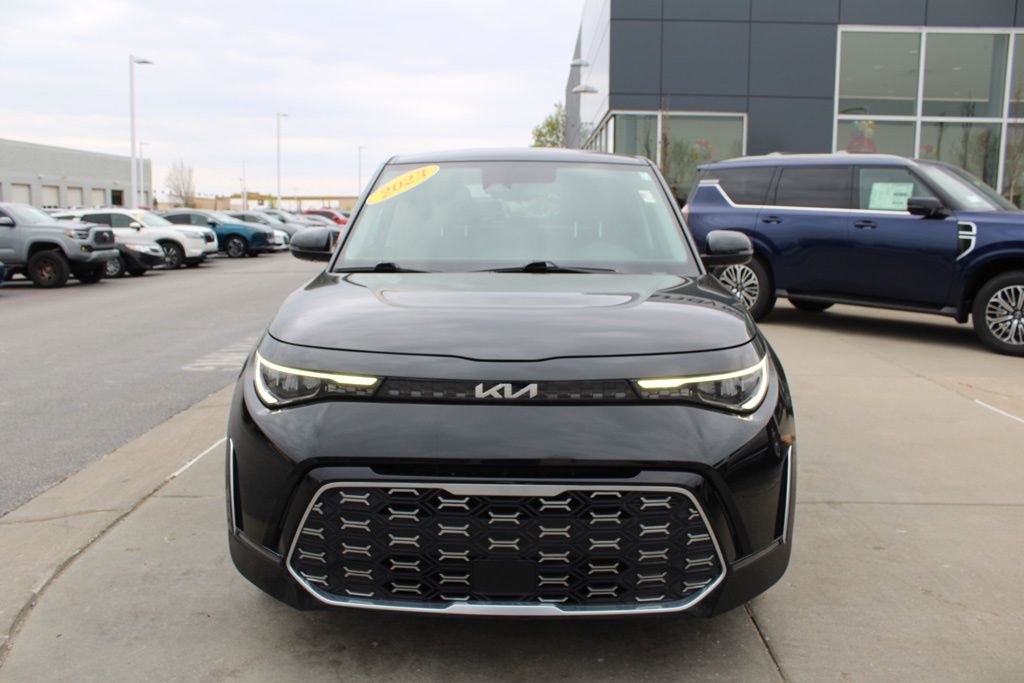 Used 2023 Kia Soul GT-Line w/ GT-Line Technology Package image 2