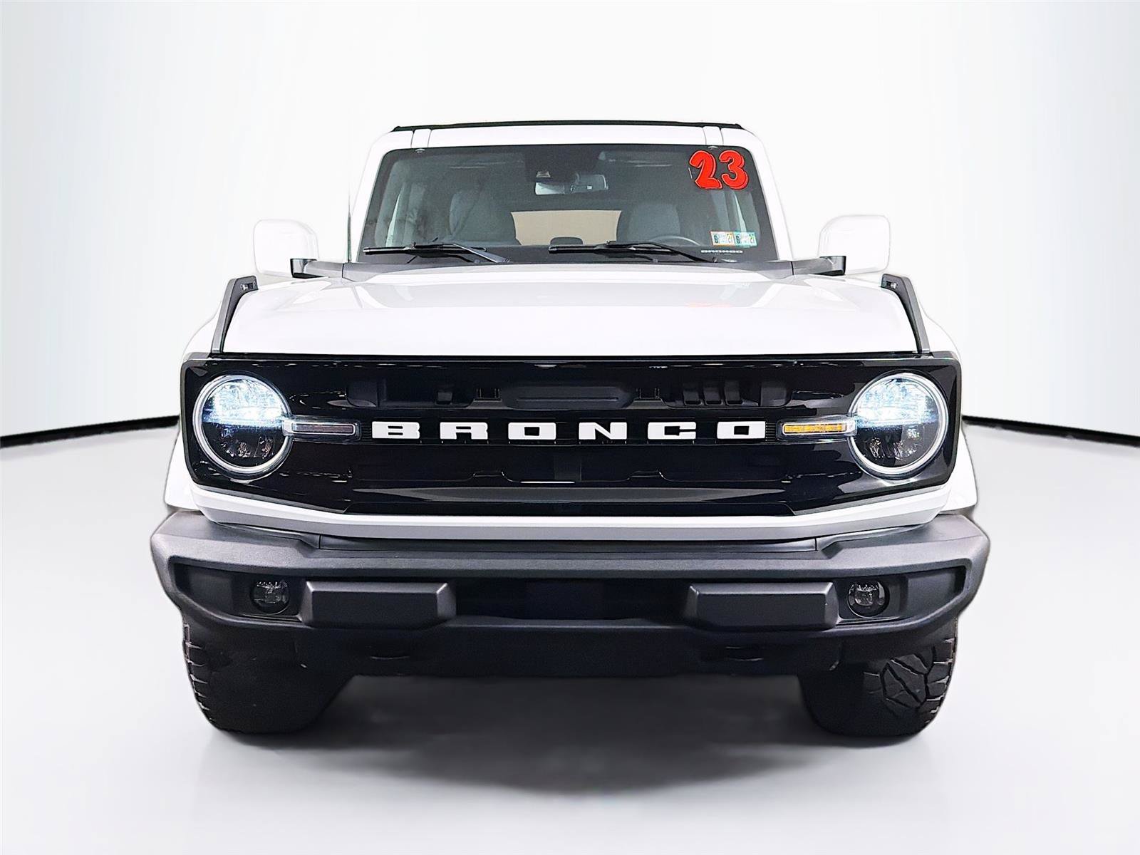 Used 2023 Ford Bronco Outer Banks AWD/4WD image 6