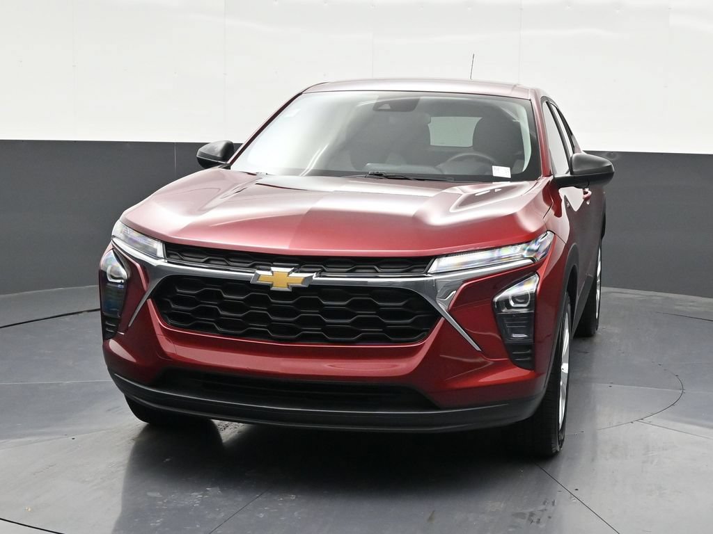 Used 2024 Chevrolet Trax LS FWD image 9