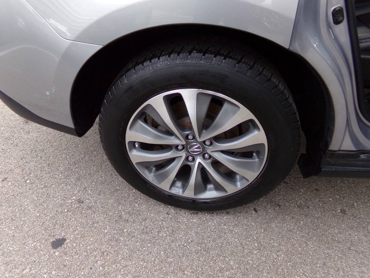 Used 2016 Acura MDX w/ Technology Package AWD/4WD image 26