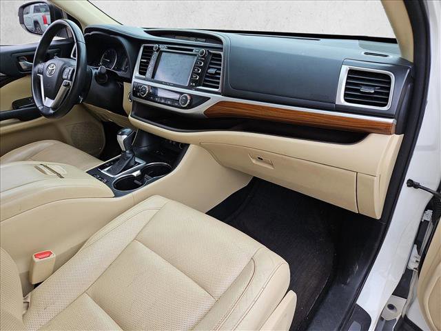 Used 2017 Toyota Highlander Limited FWD image 24