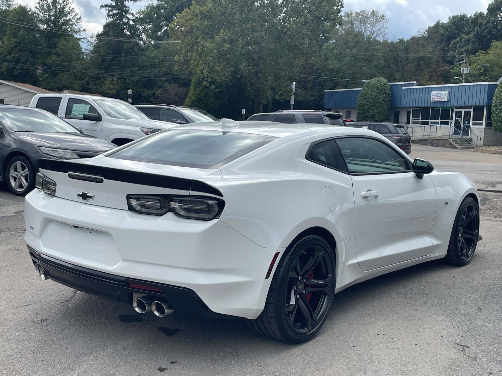 Certified 2024 Chevrolet Camaro SS RWD image 3