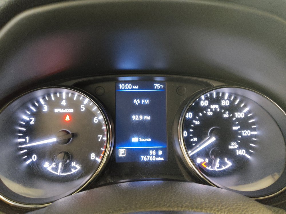Used 2018 Nissan Rogue SL w/ Premium Package FWD image 23
