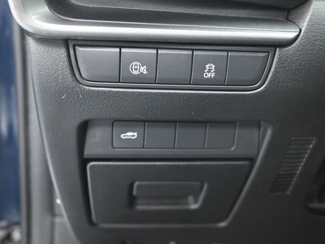 Used 2024 MAZDA MAZDA3 s image 21