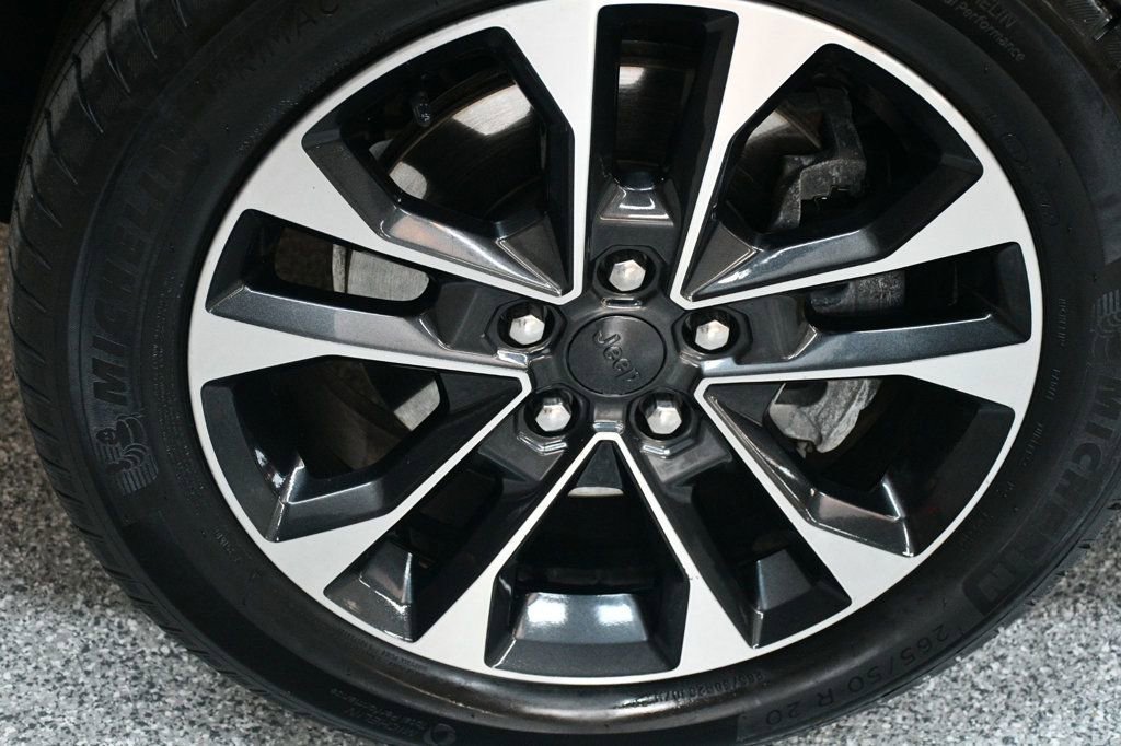 Used 2021 Jeep Grand Cherokee L Overland w/ Luxury Tech Group IV image 19