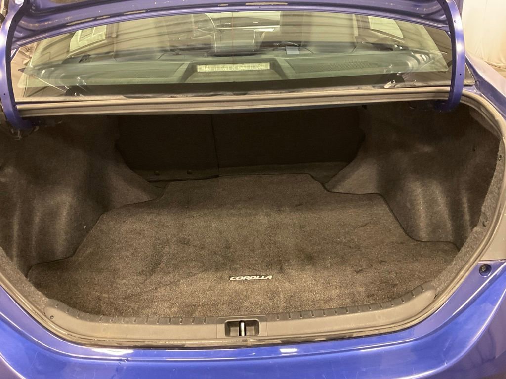 Used 2016 Toyota Corolla S image 32