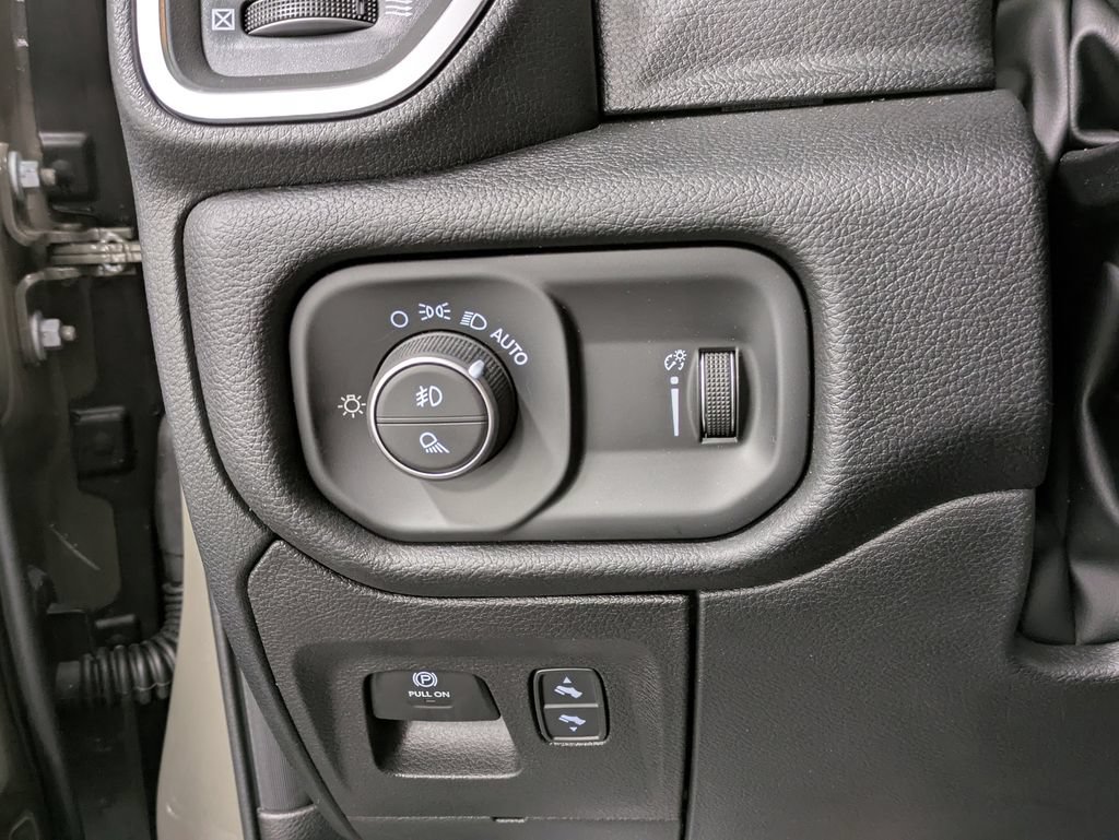 Used 2026 RAM 1500 Big Horn AWD/4WD image 22