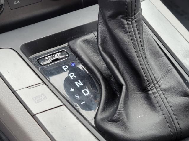 Used 2020 Hyundai Elantra SEL FWD image 27