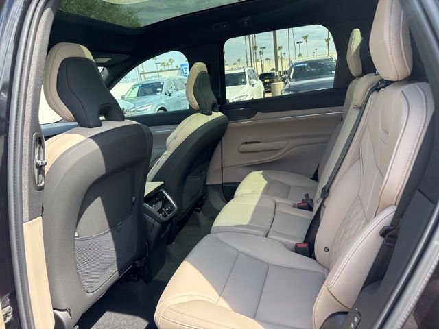 New 2025 Volvo EX90 Plus image 18