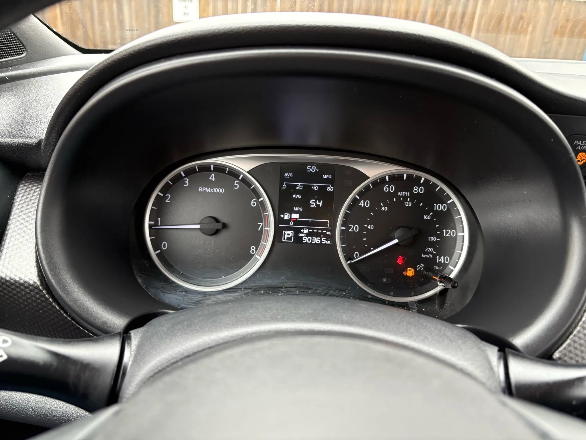 Used 2019 Nissan Kicks S image 19