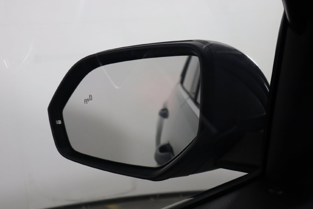 Used 2022 Volkswagen Atlas Cross Sport SE FWD image 42