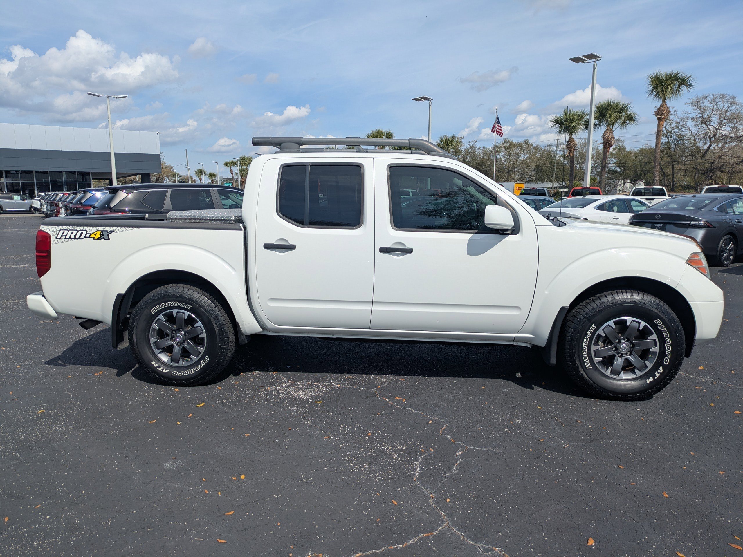 Used 2019 Nissan Frontier PRO-4X w/ Pro-4x Luxury Package image 3