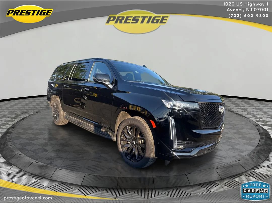 Used 2021 Cadillac Escalade ESV Sport w/ LPO, ONYX Package AWD/4WD image 3