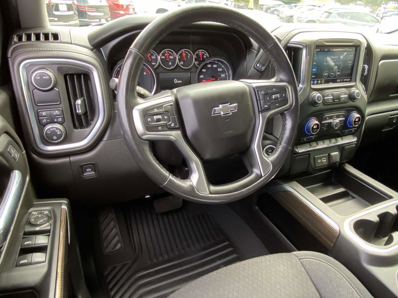 Used 2021 Chevrolet Silverado 1500 RST w/ Bed Protection Package image 2