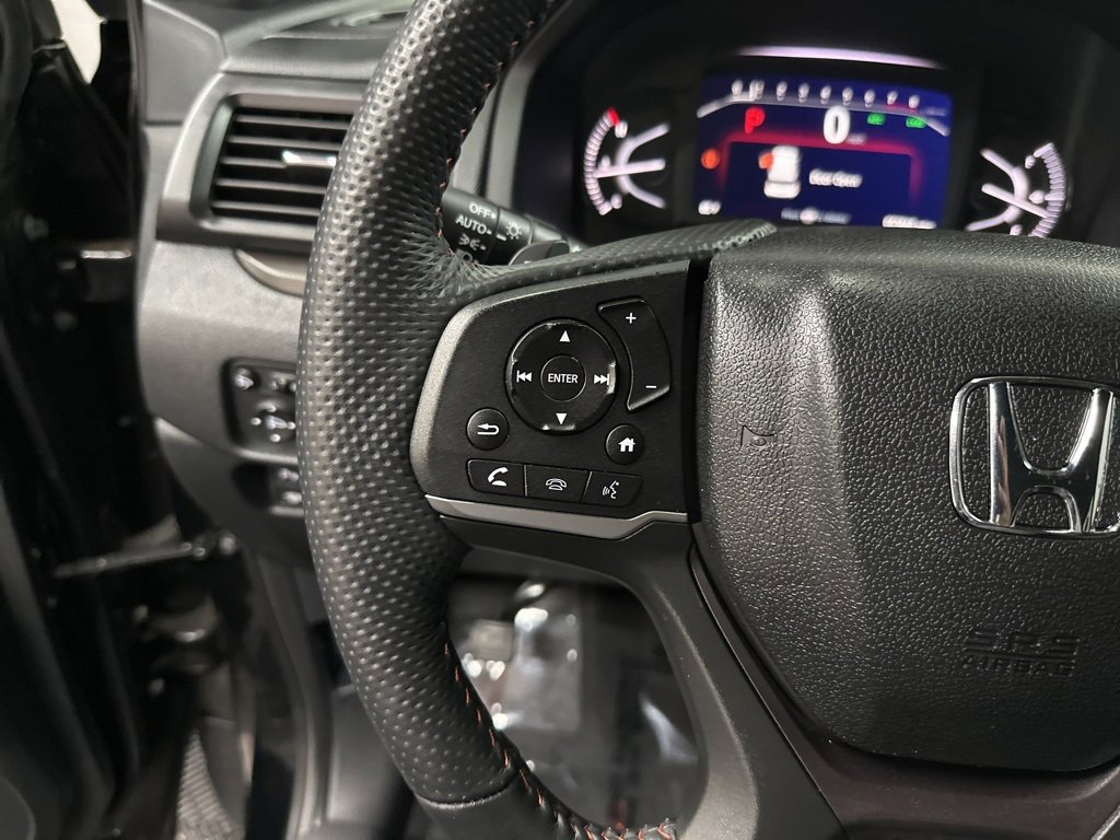 Used 2025 Honda Passport TrailSport image 16