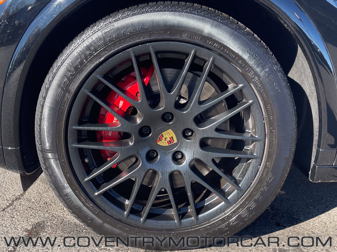 Used 2016 Porsche Cayenne GTS AWD/4WD image 8