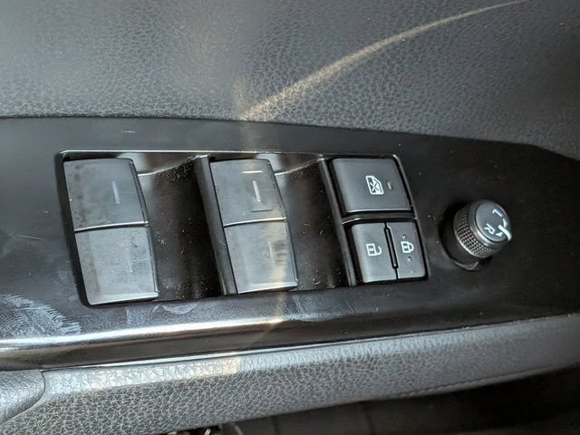 Used 2026 Toyota Camry SE AWD/4WD image 22