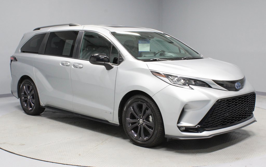 Used 2021 Toyota Sienna XSE w/ XSE Plus Package