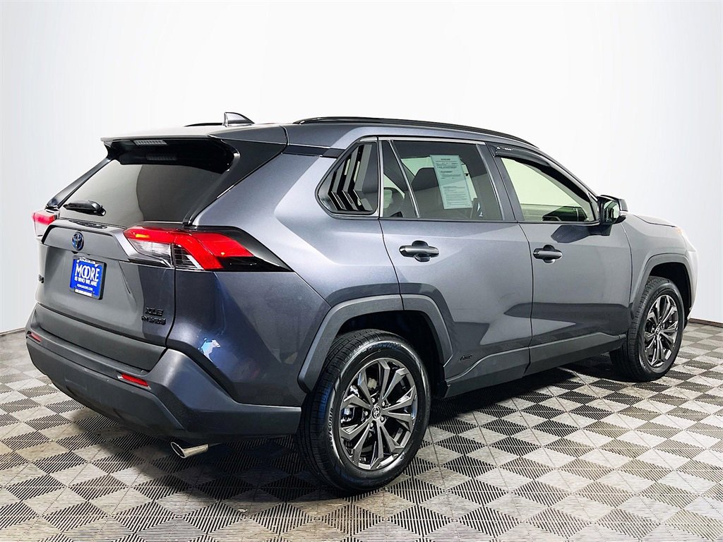 Certified 2023 Toyota RAV4 XLE Premium image 8