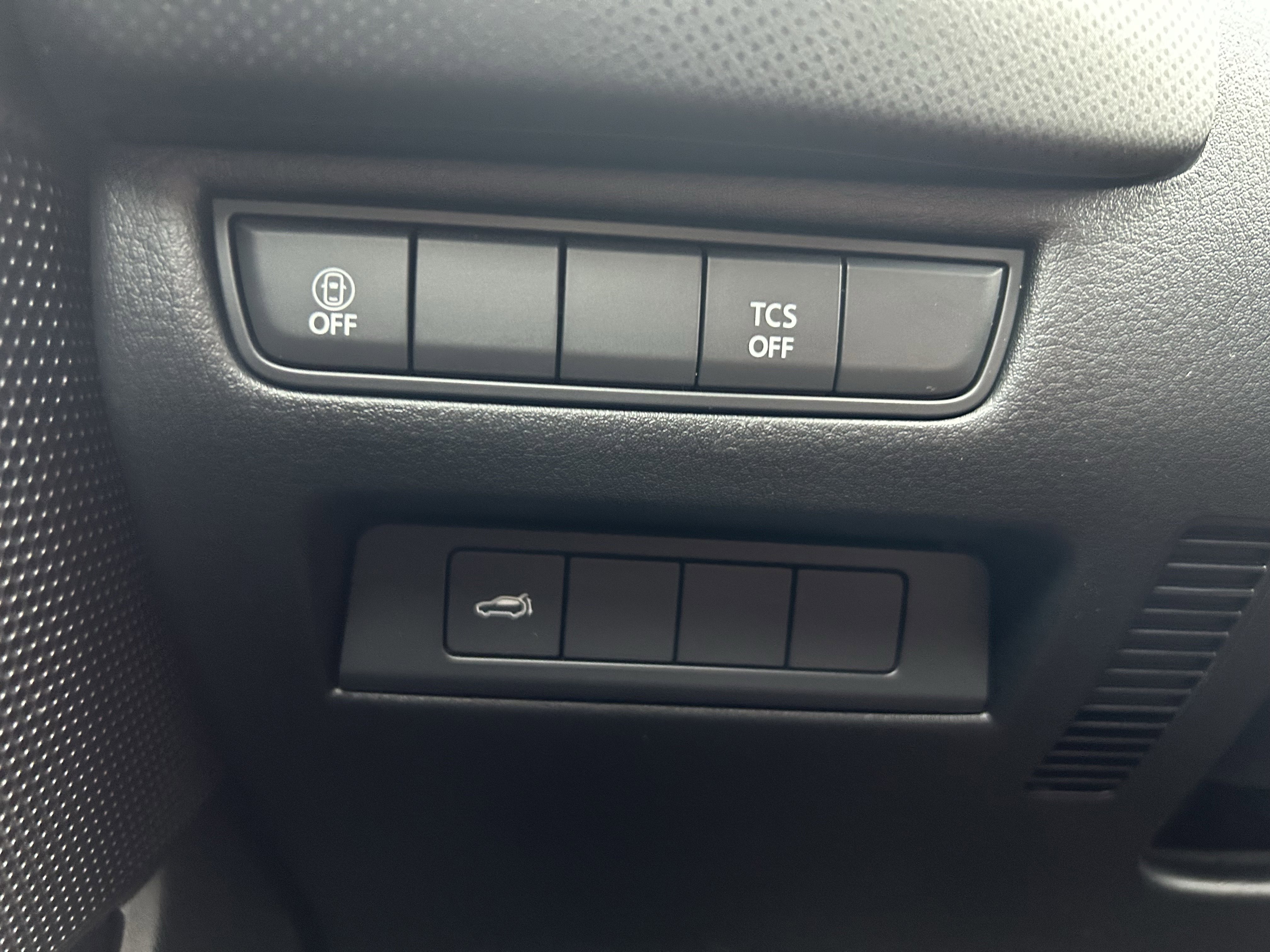 Certified 2025 MAZDA CX-50 AWD 2.5 S w/ Cargo Package image 20