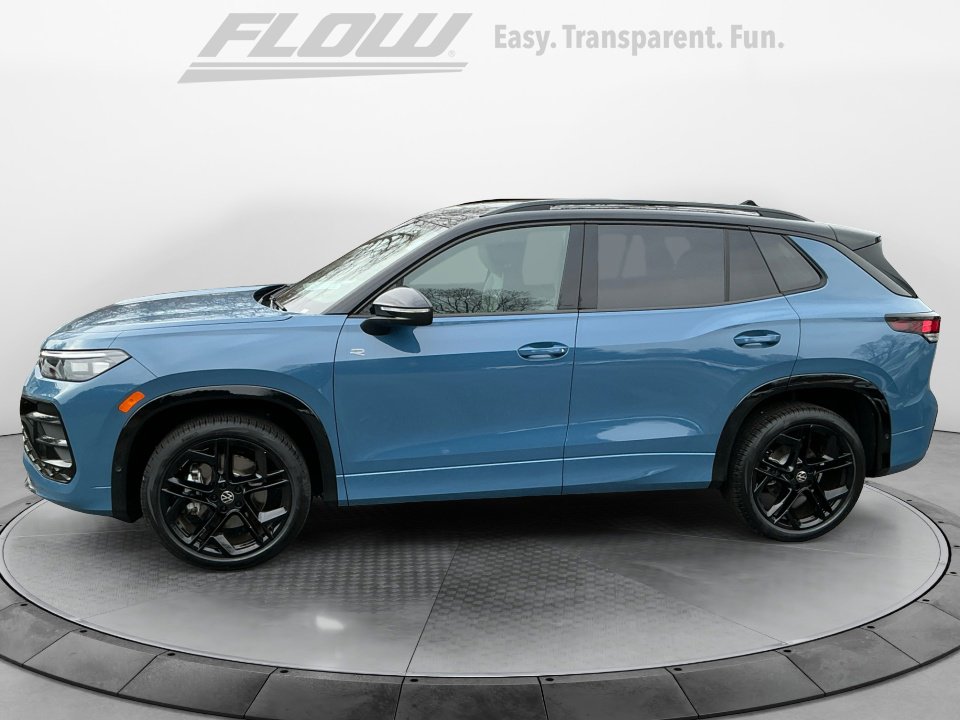 New 2026 Volkswagen Tiguan SE R-Line AWD/4WD image 4