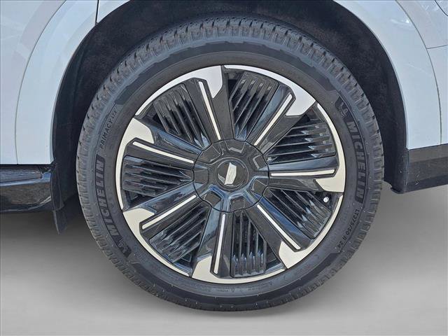 Used 2026 Cadillac Escalade IQ Sport 2 AWD/4WD image 14
