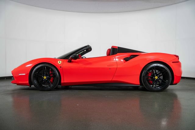 Used 2018 Ferrari 488 Spider RWD image 5