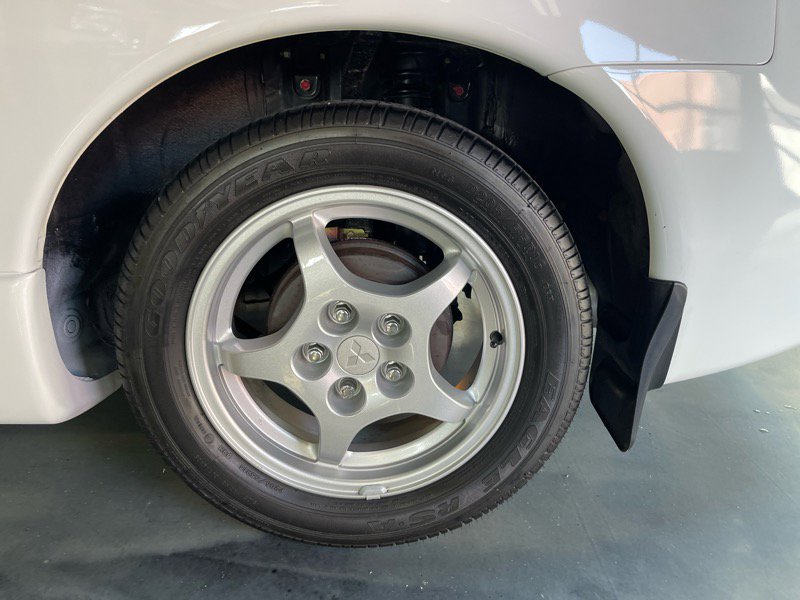 Used 1998 Mitsubishi Eclipse GS image 17