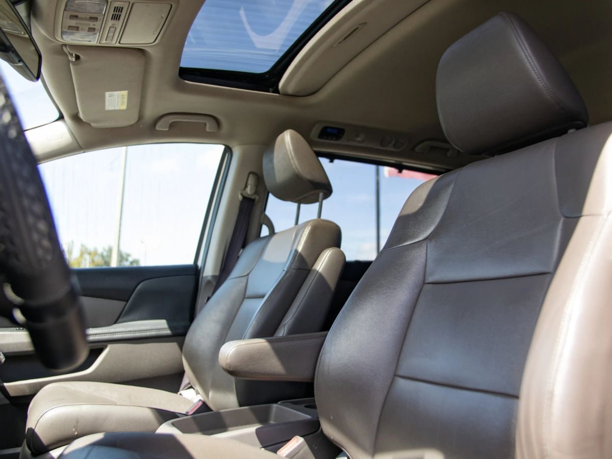 Used 2015 Honda Odyssey EX-L image 18