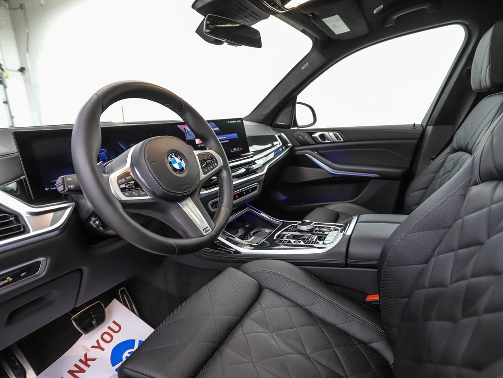 Used 2024 BMW X7 xDrive40i w/ Executive Package image 10