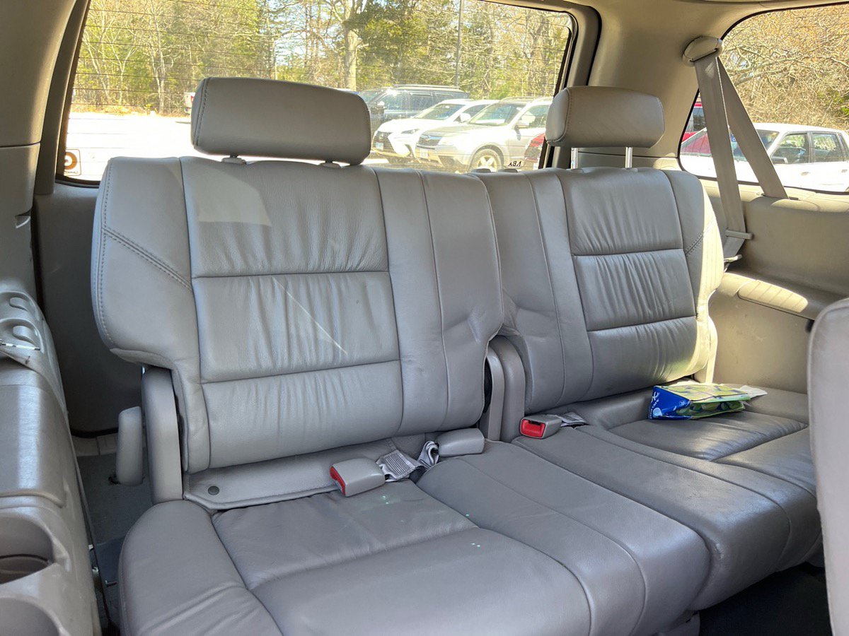Used 2007 Toyota Sequoia Limited w/ Preferred Accessory Pkg AWD/4WD image 13